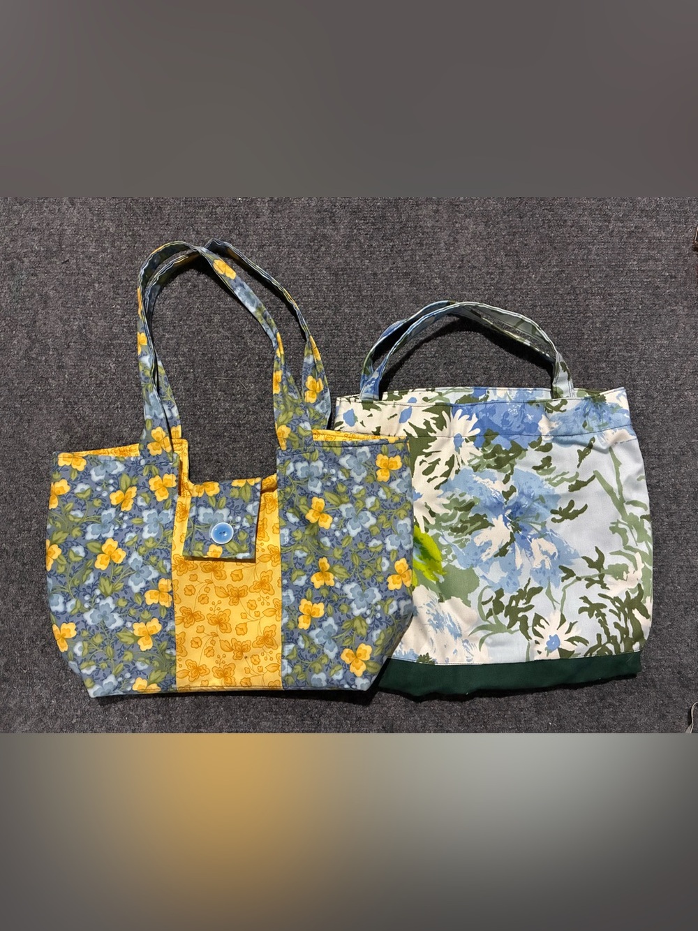 ❤️ Set of 2 Sweet Tote Bags That Appear to be Handmade